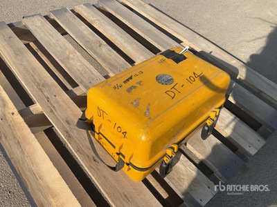 Topcon DT104 Digital Theodolite