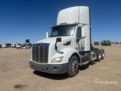 2021 Peterbilt 579 6x4 Day Cab Prime Mover
