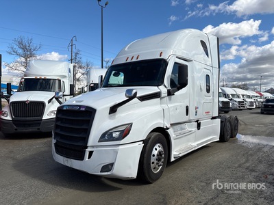 2022 Freightliner Cascadia 126 6x4 T/A Sleeper Truck Tractor