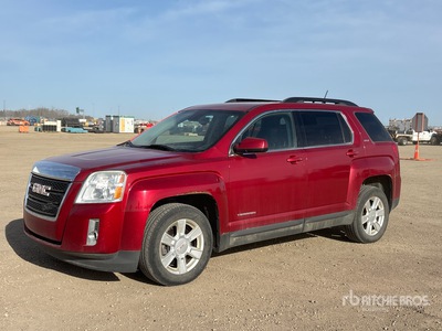 2013 GMC Terrain SLE AWD  سيارة رياضية متعددة الاستخدامات
