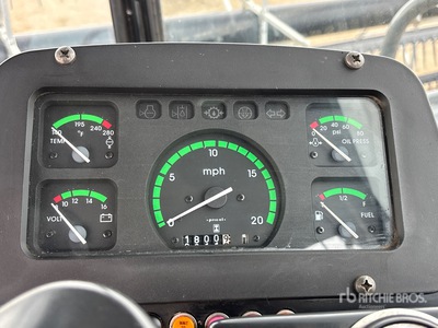 2007 Massey Ferguson 9430 36 ft Swather الة الحصاد