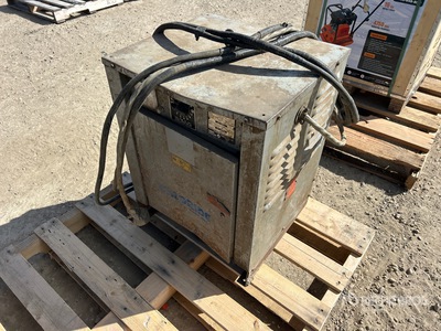 Chloride Incorporated  Batterij oplader