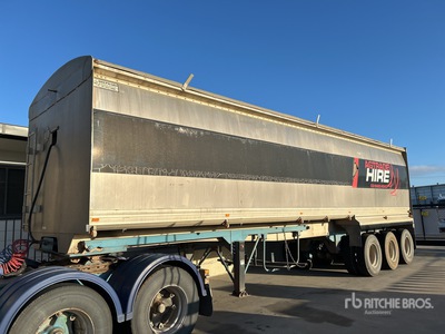 2005 Shephard 10.4 m Tri/A Remolque banera