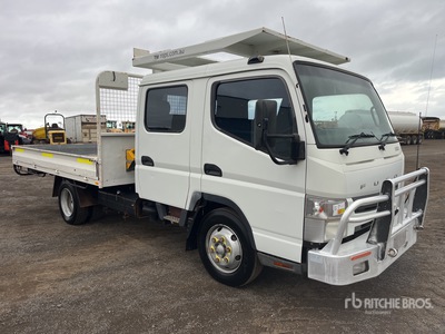 2011 Mitsubishi Fuso Canter 815 4x2 Crew Cab 平台トラック