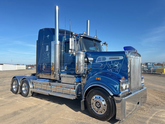 2010 Kenworth T908 6x4 Sleeper Prime Mover