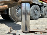 Crane Superstructure with Outrigger Cylinders