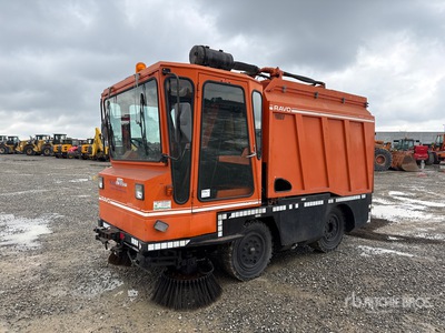 1987 Ravo 4000 Compact Camion barredora