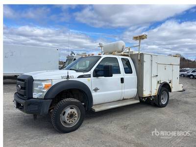 2015 Ford F-550 XL 4x4 Extended Cab Service Truck
