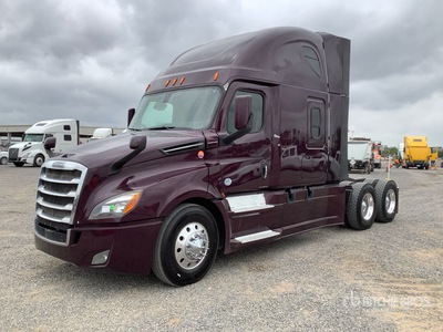 2019 Freightliner Cascadia 126 6x4 T/A Sleeper Truck Tractor