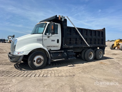 2007 International 8600 6x4 S/A Dump Truck