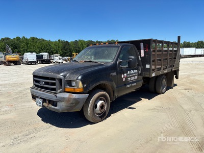 1999 Ford F-350 4x2 شاحنة مسطحة