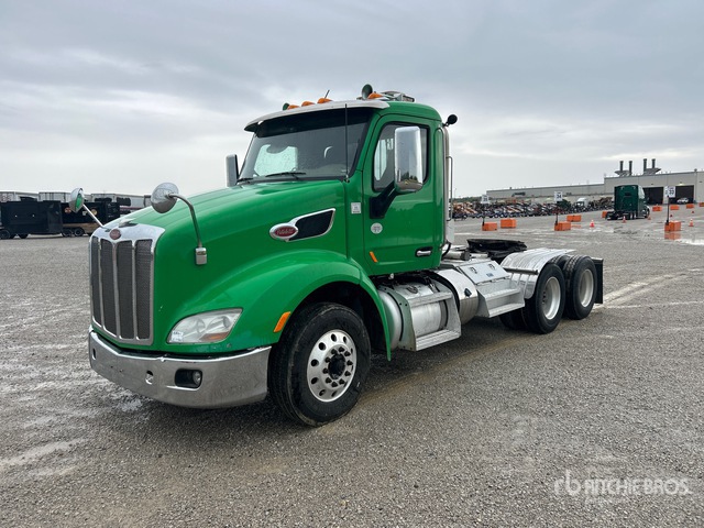 2018 Peterbilt 579 6x4 T/A Day Cab Truck Tractor