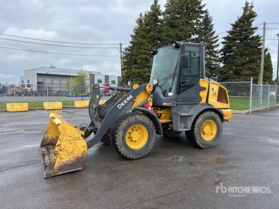 2021 John Deere 244L Wheel Loader