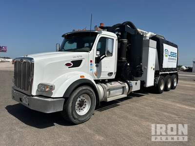 2015 Super products MDL2011 on 2015 Peterbilt 567 8x6 Vacuum Excavator Truck