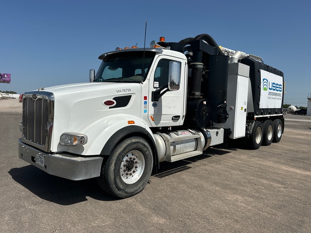 2015 Super products MDL2011 on 2015 Peterbilt 567 8x6 Vacuum Excavator Truck