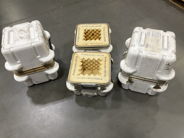 (31) Shipping & Storage Containers
