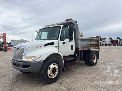 2009 International 4300 S/A Dump Truck