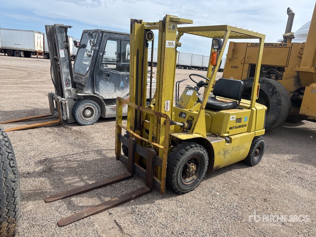Mitsubishi Pneumatic Tire Forklift