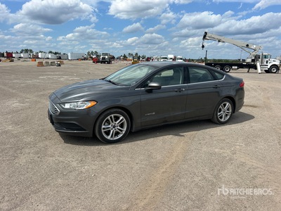 2018 Ford Fusion SE Hybrid Samochód