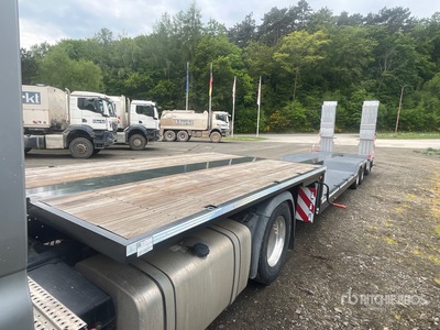 2023 Lintrailer S 3A Tri/A Lowboy Trailer