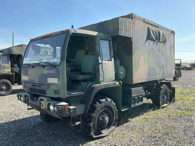 2007 Stewart & Stevenson M1079A1 LMTV 4x4 Van Truck 2007 Stewart & Stevenson M1079A1 LMTV 4x4 Van Truck