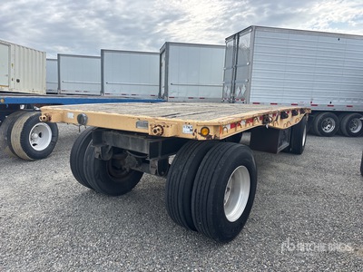 1994 Utility 24 ft T/A Turntable Spread Axle Flatbed Trailer
