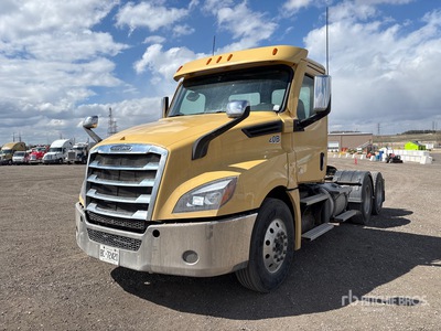 2020 Freightliner Cascadia 126 6x4 T/A Day Cab Truck Tractor