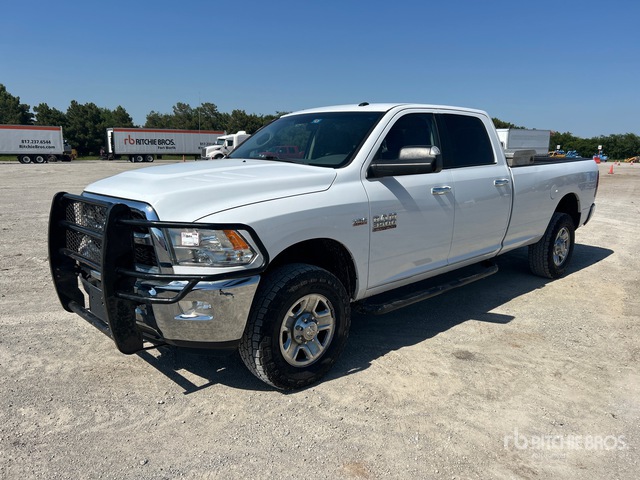 2018 Ram 3500 SLT 4x4 Crew Cab Pickup