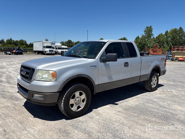 2005 Ford F-150 FX4 4x4 Extended Cab Pickup