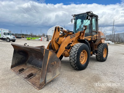 2005 Case 521D Pala cargadora