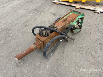 Tramac Hydraulic Breaker