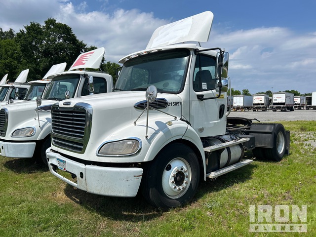2015 FREIGHTLINER 2015