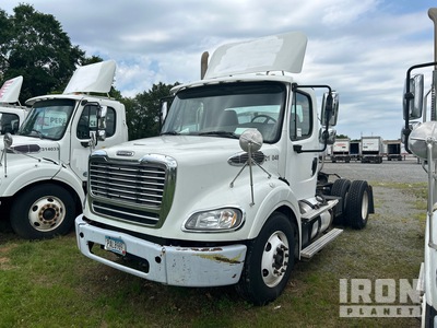 2015 Freightliner M2112 4x2 S/A Day Cab Truck Tractor
