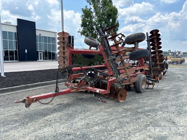 Case IH RMX340 21 ft Tandem Disc