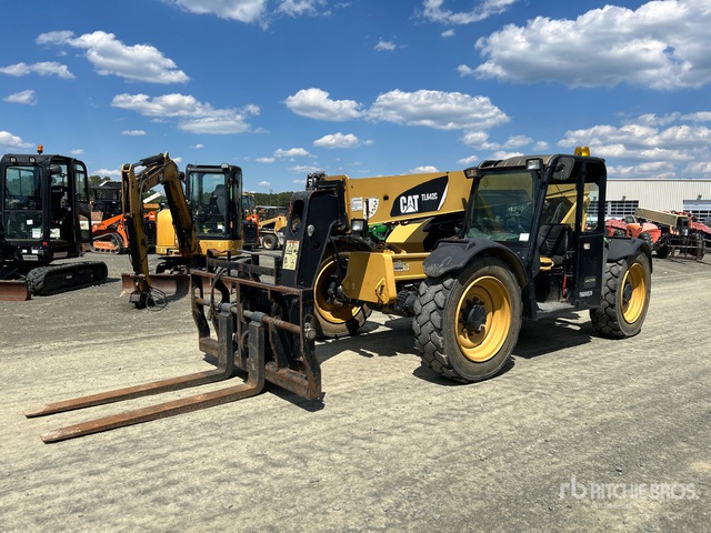 2013 Cat TL642 Telehandler