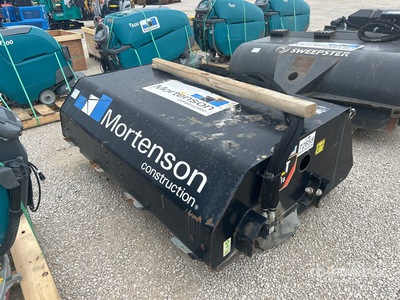 2014 Cat BU118 76 in Skid Steer Sweeper