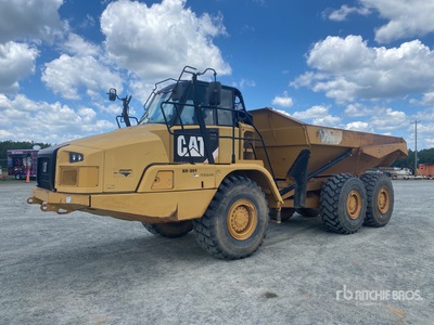 2015 Cat 725C Articulated Dump Truck