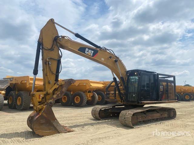 2017 Cat 326F L Tracked Excavator