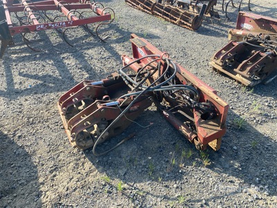 EZ Spot UR 46.5 in Skid Steer Pole Setter Grapple