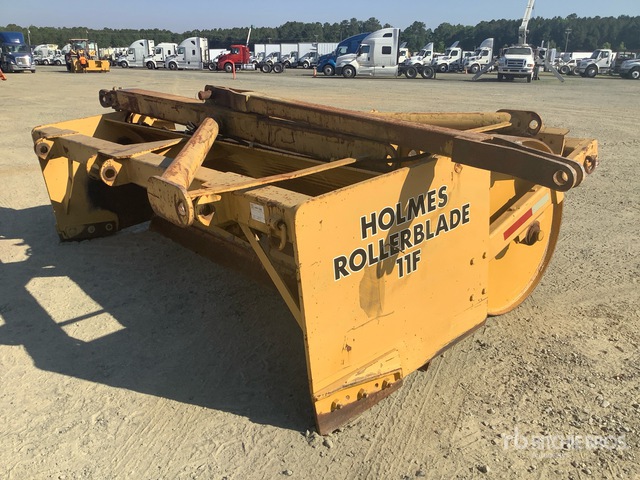 Holmes Rollarblade 16F 11 ft Land Roller