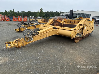 2014 John Deere 1810E 4 Tire Hydraulic Pull Scraper