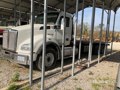 2018 Kenworth T880 6x4 Rollback Truck