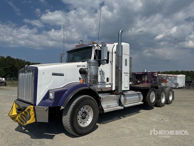 2011 Kenworth T800 8x4 Heavy Haul Tri/A Sleeper Truck Tractor