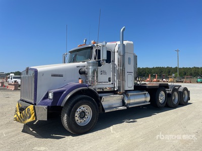 2011 Kenworth T800 8x4 Heavy Haul Tri/A Sleeper Truck Tractor
