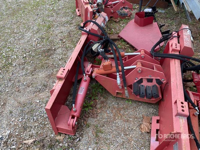 Handy HSRC12 Grappin Pose-Poteaux pour Chargeuse à direction à glissement