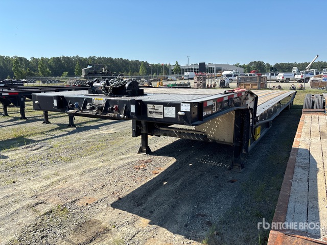 2023 Landoll 440B 53 ft T/A Sliding Axle Trailer