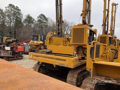 2013 GRT UTILICORP UTHPD25 Crawler Mounted Post Driver