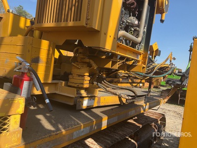 2013 GRT UTILICORP UTHPD25 Crawler Mounted Post Driver