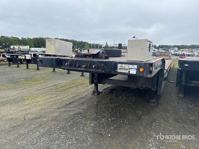 2014 Landoll 440-53 53 ft T/A Sliding Axle Trailer