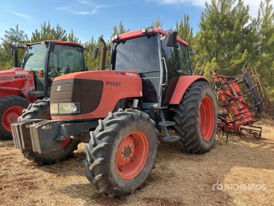 2005 Kubota M125X 4WD Tractor